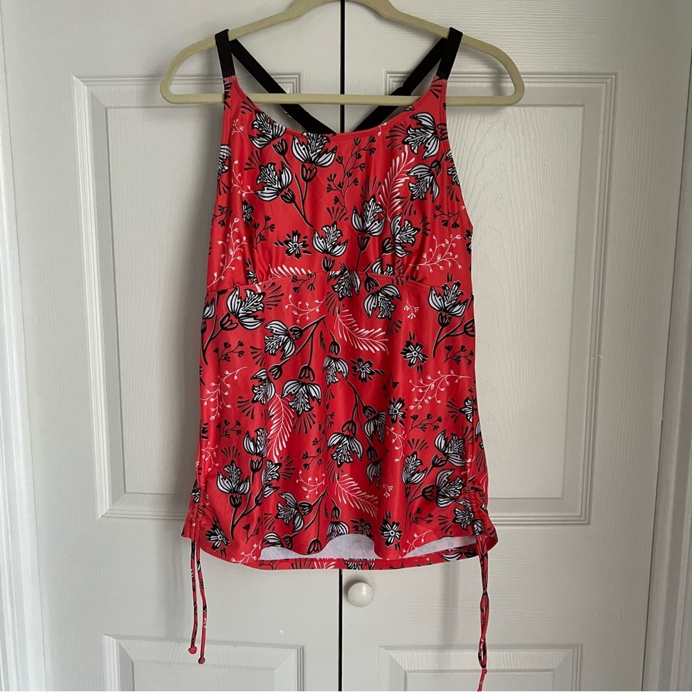 NWT Floral Print Tankini Size XL